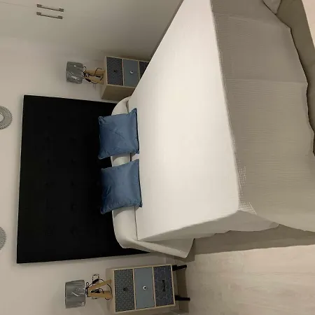 Apartamento 3 Mamia Costa