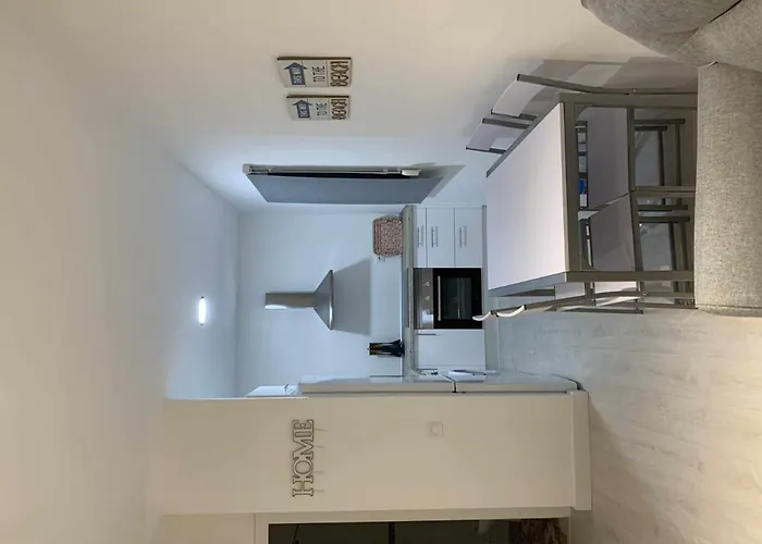 Apartamento 3 Mamia Costa *